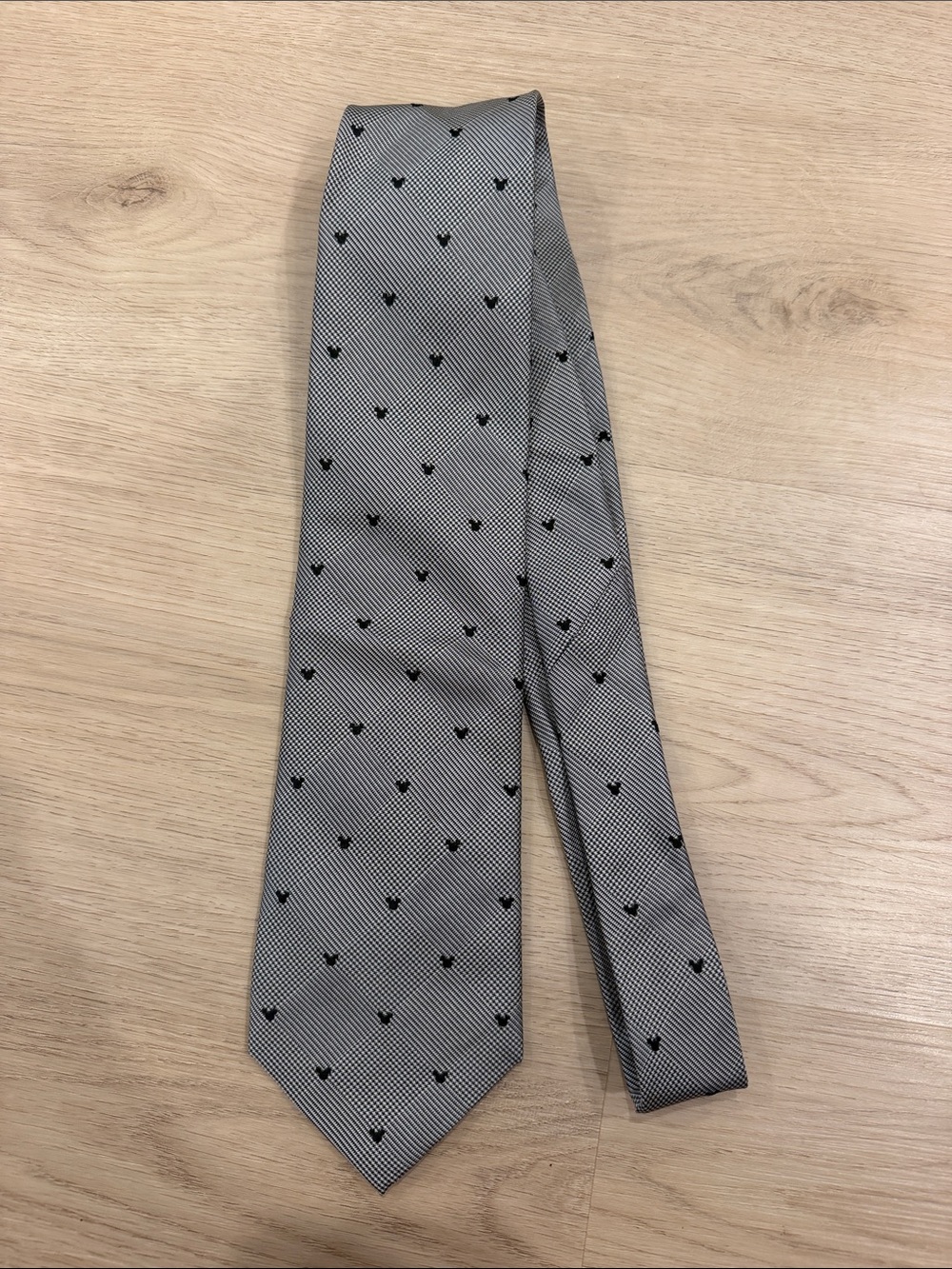 Disney Mickey Mouse Classic Gray Patterned Men's Tie - Black Dot Accent